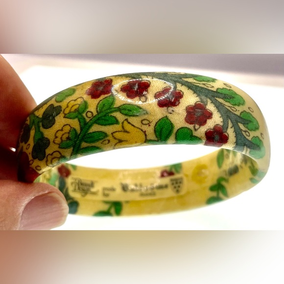Vintage Signed Brandt Design Valdrome France Lucite Floral Bangle Bracelet - Picture 5 of 8